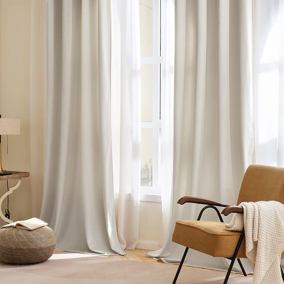 Woaboy Samtvorhänge Verdunkelungsvorhang Gardinen Samt mit Ösen Blickdicht für Wohnzimmer Blackout Curtains Thermovorhang Schalldämmend Schlafzimmer 2er Set 140x225cm (B x H) Weiß