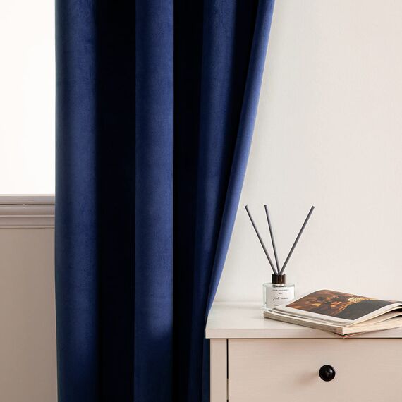 Woaboy Samtvorhänge Verdunkelungsvorhang Gardinen Samt mit Ösen Blickdicht für Wohnzimmer Blackout Curtains Thermovorhang Schalldämmend Schlafzimmer 2er Set 140x260cm (B x H) Dunkelblau