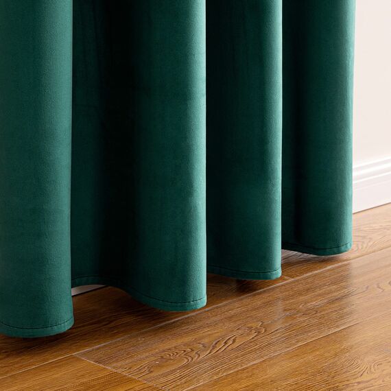 Woaboy Samtvorhänge Grün Verdunkelungsvorhang Gardinen Samt mit Ösen Blickdicht Wohnzimmer Blackout Curtains Thermovorhang Schalldämmend Schlafzimmer 2er Set 140x260cm (B x H) Dunkelgrün
