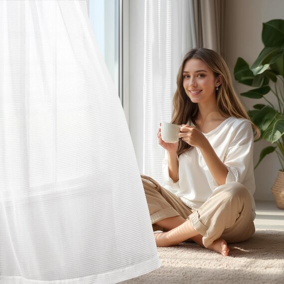 Deconovo Voile Vorhänge mit Ösen Transparente Vorhang Stores Gardinen Wohnzimmer Dekoschal für Schlafzimmer Ösenschal Lichtdurchlässig, H214 x B140 cm, Weiß, 2er Set