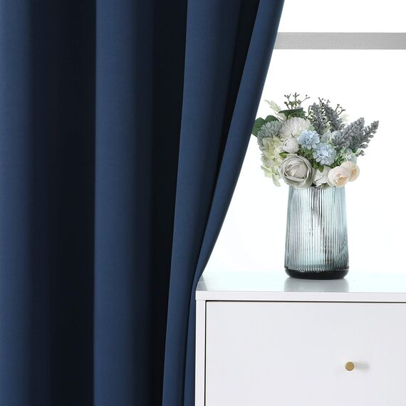 CUCRAF Gardinen mit Ösen Vorhang Blickdicht 2er Set H225 x B140 cm Thermovorhang Kälteschutz Navy Blau Verdunklungsvorhänge, Weich und Langlebig Schallschutz Vorhang für Schlafzimmer Wohnzimmer
