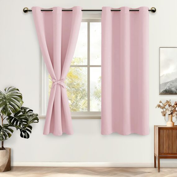 DWCN Verdunklungsvorhänge mit Ösen Blickdicht Vorhänge mit Raffhalter 2 Stücke Thermovorhang Kälteschutz Gardinen Wohnzimmer Schlafzimmer Wärmeisolierend,Blush Rosa,H145 x B140 cm (2er Pack)