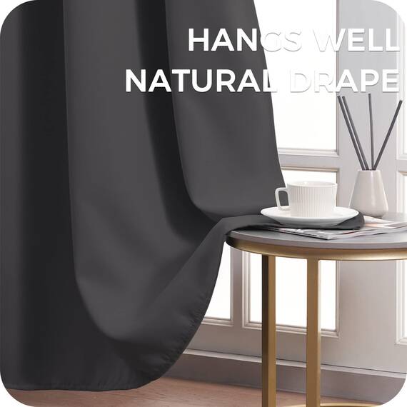 MRTREES Vorhänge Blickdicht Dunkelgrau Kurz Modern 100% Verdunkelungsvorhang 2er Set Gardinen mit Ösen Thermogardine 145x140 cm Blackout Curtains Gardine Kinderzimmer Junge