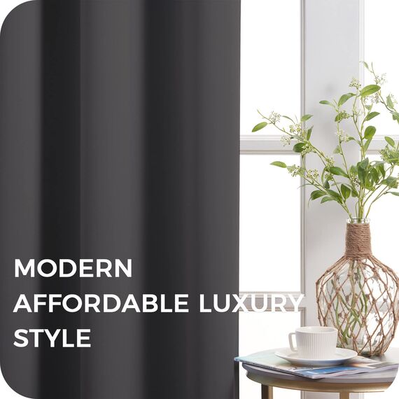 MRTREES Verdunkelungsvorhang Dunkelgrau 2er Set, 225 cm Lang, 140 cm Breit, Abdunkelnde Vorhänge mit Ösen Verdunklungsvorhänge 100% Blackout Curtain Thermovorhänge Curtains Living Room