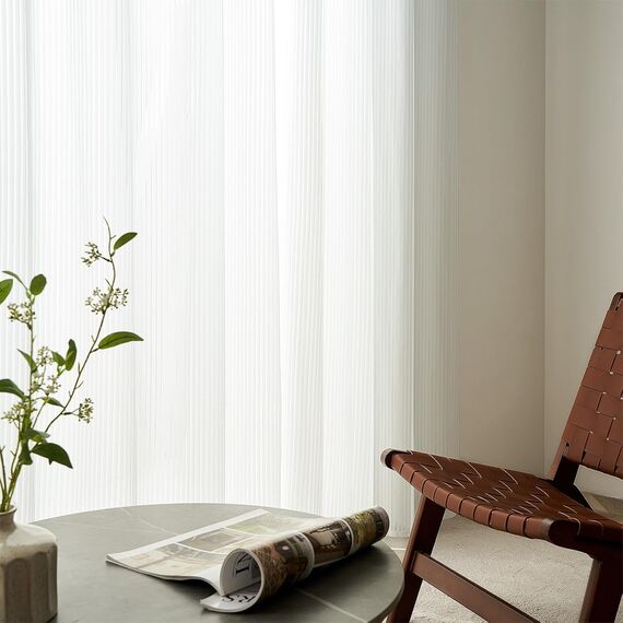 Topfinel Vorhänge Gestreifte Gardinen mit Ösen Weiss 140x245cm Vorhang Halbtransparent 2er Set Ösenschal mit Streifen Muster Deko für Kinderzimmer Wohnzimmer Schlafzimmer