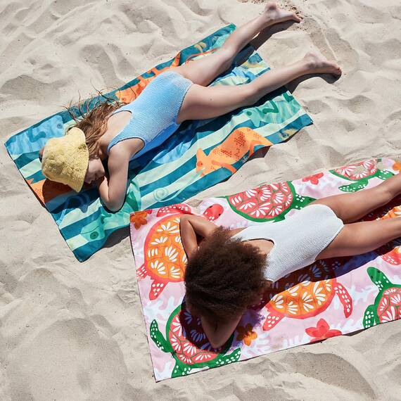 Dock & Bay Strandhandtuch - Schnell trocknende Mikrofaser, ohne Sand - Kompakt, Leicht - 100% recycelt - Inklusive Beutel - Karma Chameleon, Medium (130x70cm, 51x28)