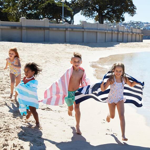 Dock & Bay Strandhandtuch - Schnell trocknende Mikrofaser, ohne Sand - Kompakt, Leicht - 100% recycelt - Inklusive Beutel - Cabana Light - Malibu Pink, Extra Large (200x90cm, 78x35)