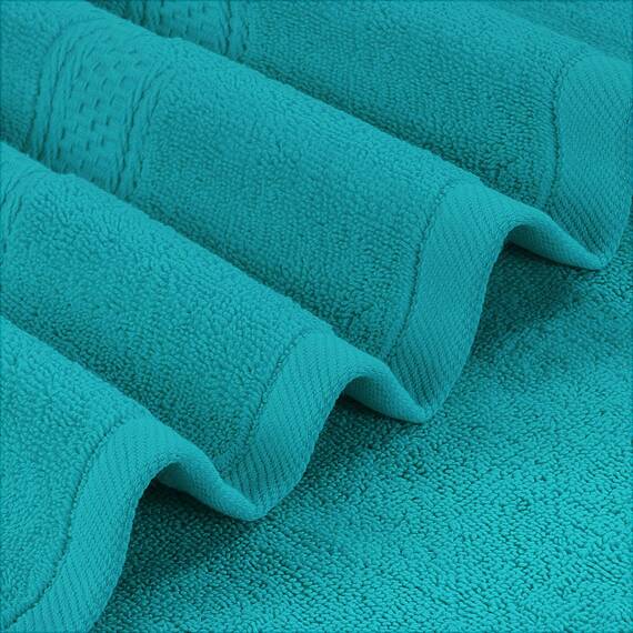 Utopia Towels - 4er-Pack Badetücher Set Premium 100% ringgesponnene Baumwolle 69 x 137 cm Handtücher, sehr saugfähig, weiches Gefühl Duschtücher (Türkis)