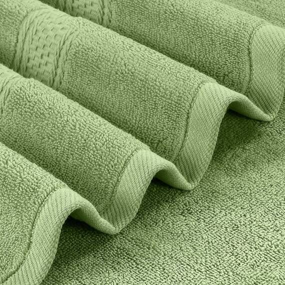 Utopia Towels - 4er-Pack Badetücher Set Premium 100% ringgesponnene Baumwolle 69 x 137 cm Handtücher, sehr saugfähig, weiches Gefühl Duschtücher (Salbeigrün)