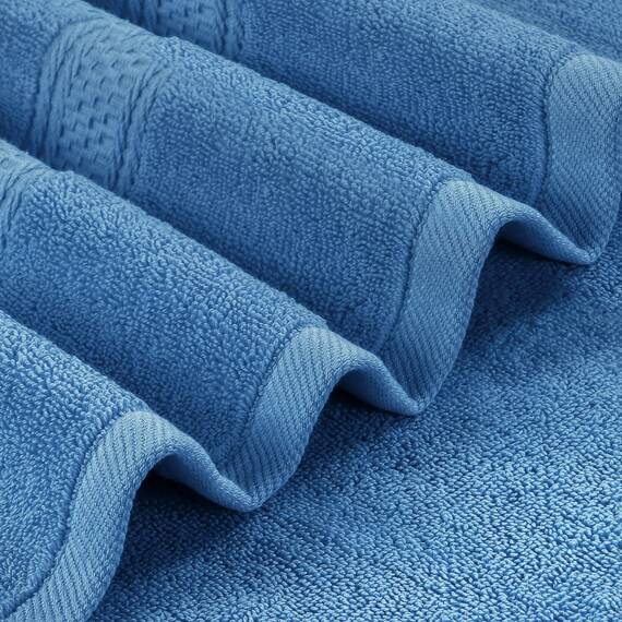 Utopia Towels - 4er-Pack Badetücher Set Premium 100% ringgesponnene Baumwolle 69 x 137 cm Handtücher, sehr saugfähig, weiches Gefühl Duschtücher (Elektroblau)