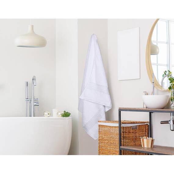 Utopia Towels - 2er Großes Badetuch mit Aufhänger - 100% gekämmte ringgesponnene Baumwolle, sehr saugfähig große Badetücher 90 x 180 cm, hochwertiges Saunatuch (weiß)