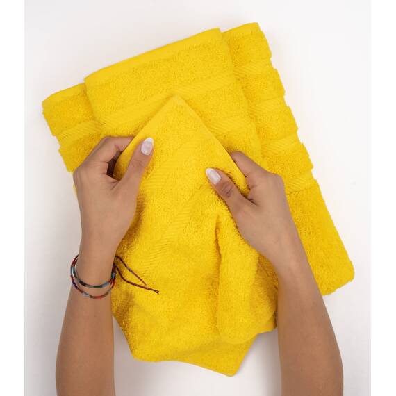 American Soft Linen Luxuriöses 4-teiliges Badetuch-Set, 100% Baumwolle, türkische Badetücher für Badezimmer, 68,6 x 137,2 cm, extra große Badezimmer-Duschtücher, gelbe Badetücher