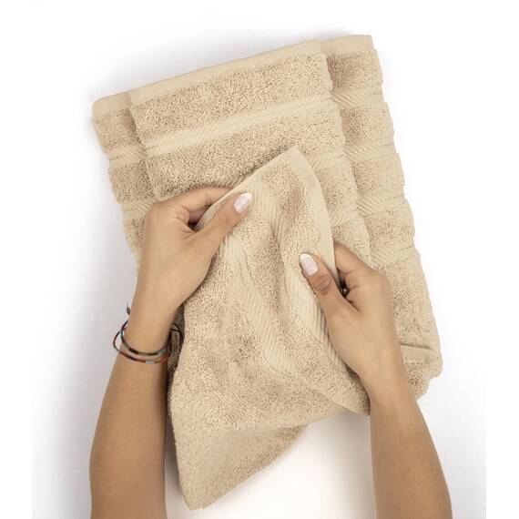 American Soft Linen Hochwertige türkische Baumwolle, luxuriöse Hotelqualität für maximale Weichheit und Saugfähigkeit.