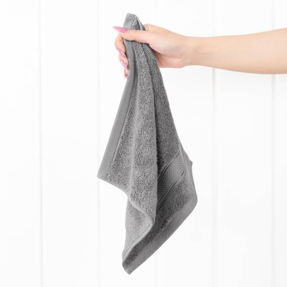 American Soft Linen Salem Waschlappen-Sets, 4-teilig, luxuriös, 600 g/m², 100 % Baumwolle, Waschlappen für Badezimmer, 33 x 33 cm, hochwertige Handtücher, Hellgrau