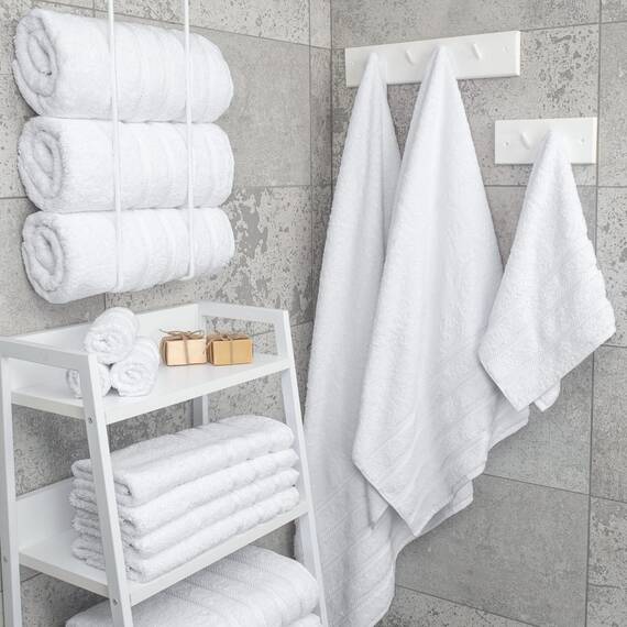 American Soft Linen, 4-teiliges Badetuch-Set, 100% türkische Baumwolle, 27 in 54 Badetücher für Badezimmer, weiche, saugfähige Badetücher, extra groß, schnell trocknende Duschtücher, hellweiß