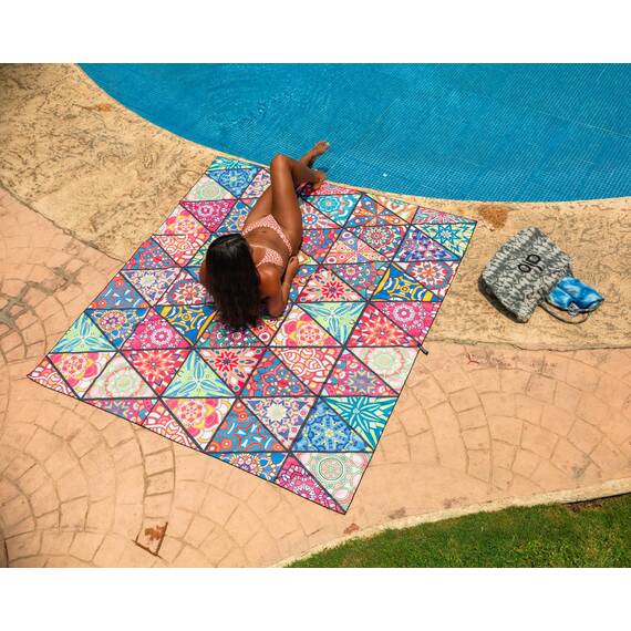 Schnell trocknendes Handtuch, extra groß, 183 x 183 cm, Mikrofaser-Strandtuch, perfekt für Strand, Reisen, Schwimmen, Pool, Yoga, Wandern, Camping – leicht, schnell trocknend, kompakt für Erwachsene