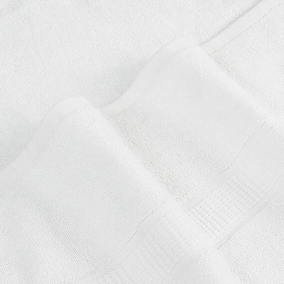 Utopia Towels luxuriöses Jumbo-Badetuch, sehr saugfähig und schnell trocknend, 600 g/m², 100 % ringgesponnene Baumwolle, besonders saugfähig, schnell trocknend, extra groß, superweich, Hotelqualität,