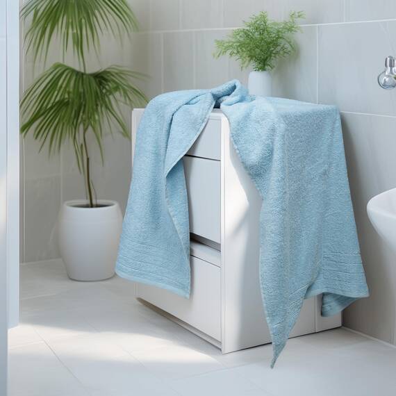 Tens Towels Extra große Badetücher, 76,2 x 152,4 cm, 100 % Baumwolle, größeres und leichteres Gewicht, schnelles trocknen, super weich und saugfähig, perfekt für Badezimmer, 4 Stück, Himmelblau