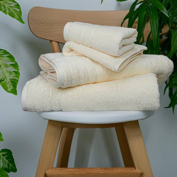 Tens Towels Badetücher Set, 2 extra große Badetücher, 2 Handtücher, 4 Waschlappen, 100% Baumwolle, schnell trocknend, Badhandtücher Set für den täglichen Gebrauch (8er-Set) Elfenbein