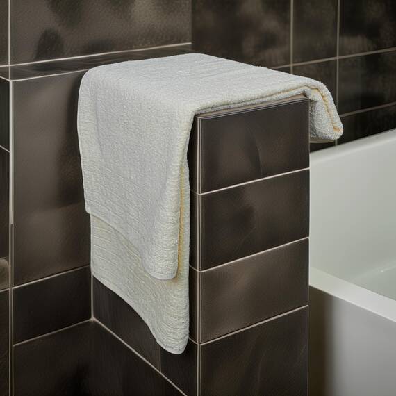 Tens Towels Extra große Badetücher, 89 x 178 cm, 100 % Baumwolle, größeres und leichteres Gewicht, schnelles trocknen, super weich und saugfähig, übergroße Badetücher, 2 Stück, Cremefarben