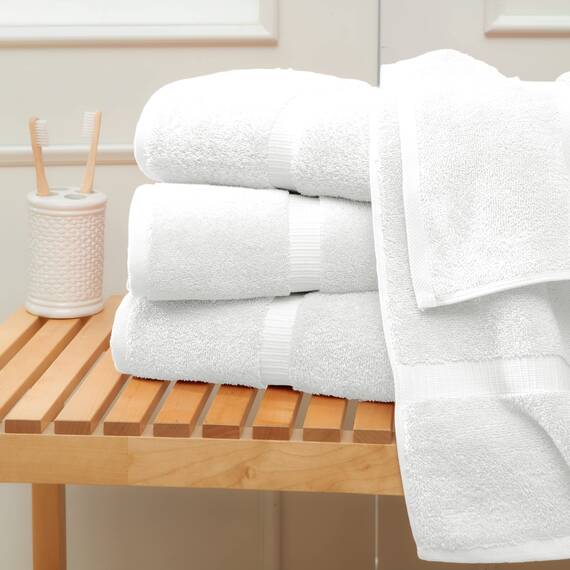 Towel Bazaar Hochwertige türkische Baumwolle, super weich und saugfähig, 4-teiliges Badetuch, Weiß