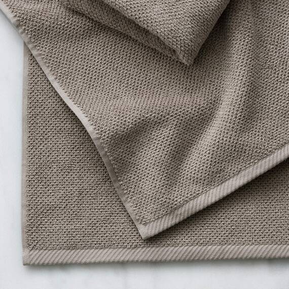 Welhome Franklin Große Badetücher | 2 Badetücher Set | Flachsbraun | Waffelstruktur | sehr saugfähig | Luxus-Baumwolle | schnell trocknend | nachhaltig hergestellt | fusselarm | langlebig | super