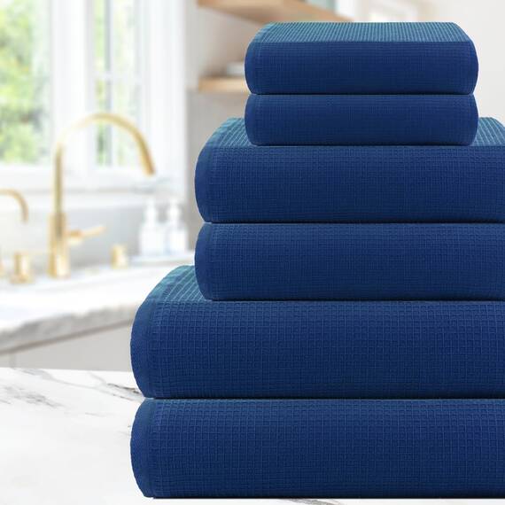 Casa Copenhagen, 6teiliges Designer Handtuch Geschenkset aus 100% ägyptischer Baumwolle –Marineblau, 600 g/m² (2Badetücher, 2Handtücher, 2Waschhandschuhe) Geschenkbox für Damen & Herren
