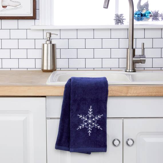 SKL Home Handtuch-Set mit Weihnachtsmotiv, Schneeflocken, Bad/Küche/Bar, Geschenkidee, Marineblau, 2-teilig