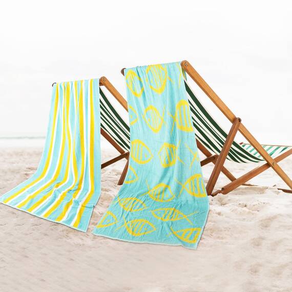 Casa Copenhagen Miami Handtücher 2-Stück Geschenkset aus –Fisch Blaugrün + Gelb gestreift, 76 x 152 cm extragroße Pooltüchern 100% Baumwolle (perfekte Sommer Geschenkset für Damen & Herren)