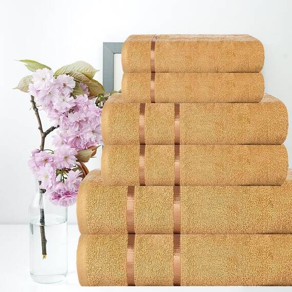 Casa Copenhagen, 6teiliges Designer Handtuch Geschenkset aus 100% ägyptischer Baumwolle -Naturweiß, 500 g/m² (2Badetücher, 2Handtücher, 2Waschhandschuhe) Geschenkbox für Damen & Herren