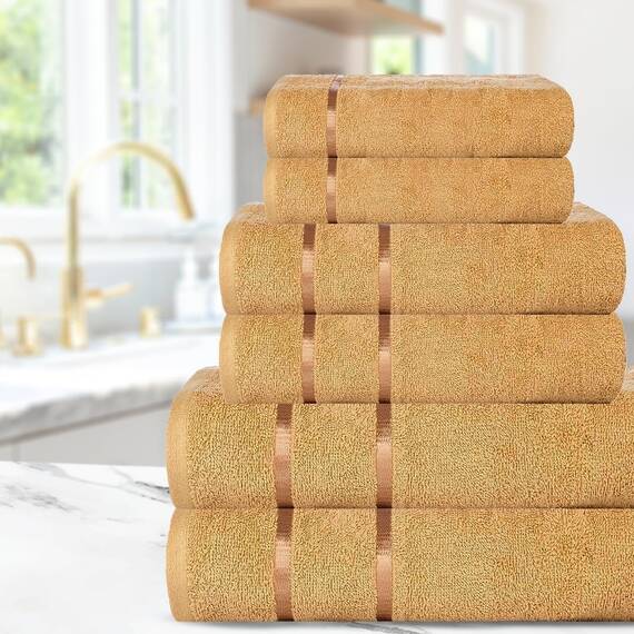 Casa Copenhagen, 6teiliges Designer Handtuch Geschenkset aus 100% ägyptischer Baumwolle -Naturweiß, 500 g/m² (2Badetücher, 2Handtücher, 2Waschhandschuhe) Geschenkbox für Damen & Herren