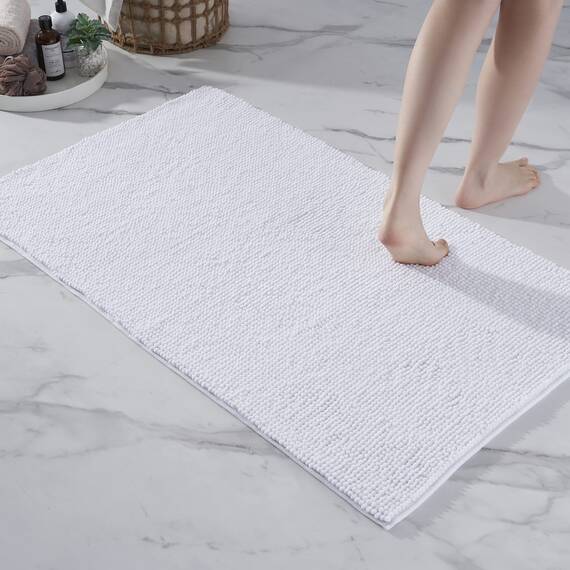 Decomira Badematte rutschfest | Als Badteppich Set kombinierbar | Badezimmer-Teppich Bad-Vorleger waschbar aus Chenille | Duschvorleger für Dusche, Badewannen, WC Deko | Weiss - 70x120 cm