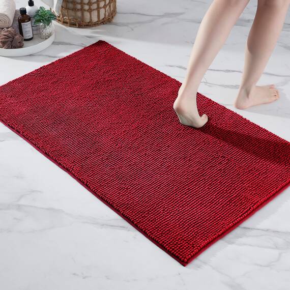 Decomira Badematte rutschfest | Als Badteppich Set kombinierbar | Badezimmer-Teppich Bad-Vorleger waschbar aus Chenille | Duschvorleger für Dusche, Badewannen, WC Deko | Rot - 70x120 cm
