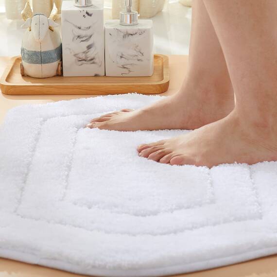 COSY HOMEER Extra dicke Badteppiche für Badezimmer – rutschfeste Badematten, weiches Plüschgarn, zottelig, 100 % starkes Mirco-Polyester-Matte, Wohnzimmer, wasserabsorbierend (weiß, 61x91 cm)