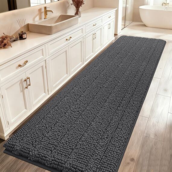 ACCUMTEK Gestreifter Badezimmerteppich, 120,7 x 61 cm, ultraweich, rutschfest, Chenille, saugfähig, flauschig, zottelig, Badematten für Badezimmer, Schlafzimmer, Küche, Dusche, Badewanne, Dunkelgrau,