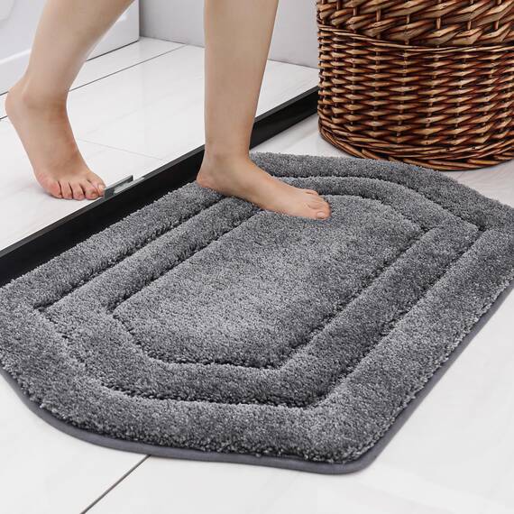 COSY HOMEER Extra dicke Badteppiche für Badezimmer – rutschfeste Badematten, weiches Plüschgarn, zottelig, 100 % starkes Mirco-Polyester-Matte, Wohnzimmer, wasserabsorbierend (grau, 61x91 cm)
