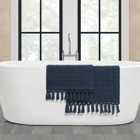 French Connection Nellore Badezimmerteppiche, Set mit 2 gewebten und Perlen, langlebig, rutschfest, Dicke Badematten für Badezimmer und Dusche, 50,8 x 86,4 cm und 43,2 x 61 cm, Marineblau