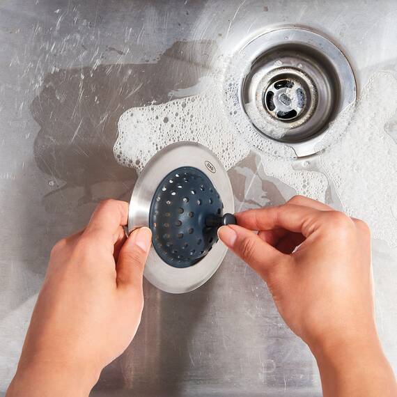 OXO Good Grips Abflusssieb für die Küche – grau