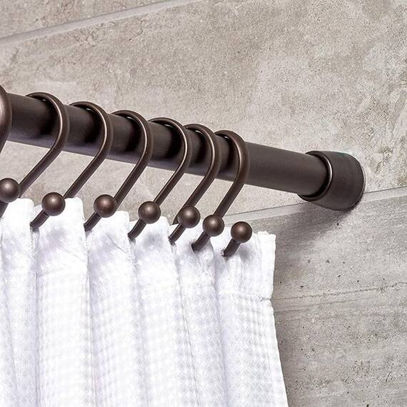 iDesign Duschvorhangstange (109-191 cm), mittellange Teleskopstange aus Metall, ausziehbare Duschvorhangstange ohne Bohren für Dusche und Badewanne, bronzefarben