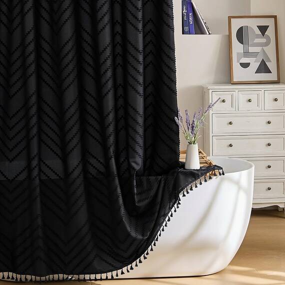 Siiluminisoy Boho Duschvorhang Schwarz Quaste Gewebter Stoff-Duschvorhang 180 x 182,9 cm Moderner Bauernhaus Texturierter Gesteppter Chevron Gestreifter Minimalistischer Badezimmer-Duschvorhang