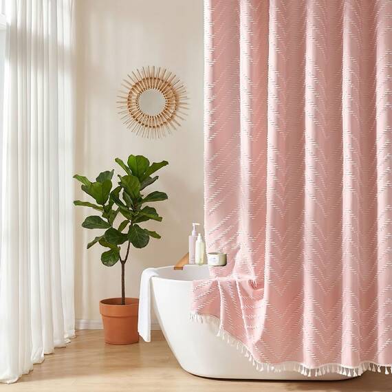 Extra langer rosa Boho-Duschvorhang mit weißer Quaste, gewebter Stoff, 213,4 cm, getufteter Chevron-Streifen, 72 x 84, modern, schick, strukturiert, minimalistisch, niedlicher Duschvorhang für