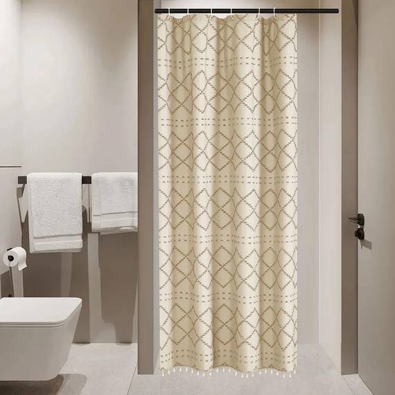 Kleiner Stall Boho Duschvorhang Creme/Beige Quaste Gewebter Stoff Duschvorhang 91,4 x 183,9 cm Halbe Größe Getuftet Chevron Streifen Strukturiert Modern Bauernhaus Minimalistischer Stoff Duschvorhang