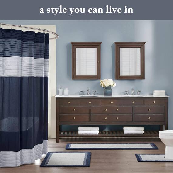 Madison Park Amherst Badezimmer-Duschvorhang, Kunstseide, gestreift, modern, Mikrofaser, 183 x 183 cm, Marineblau