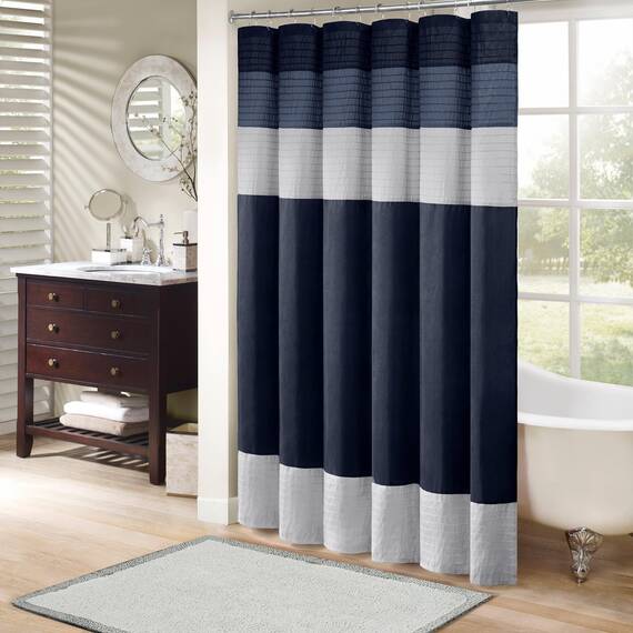 Madison Park Amherst Badezimmer-Duschvorhang, Kunstseide, gestreift, modern, Mikrofaser, 183 x 183 cm, Marineblau