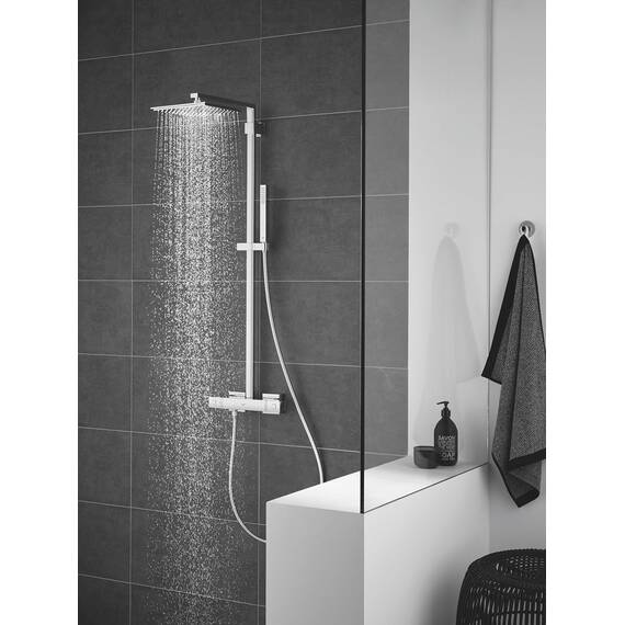GROHE Euphoria Cube 230, Duschsystem (Regendusche mit Thermostat und schwenkbarem Kopfbrausearm, Sicherheitssperre bei 38°C, Duscharmatur mit Antikalk-System), chrom, 26087000