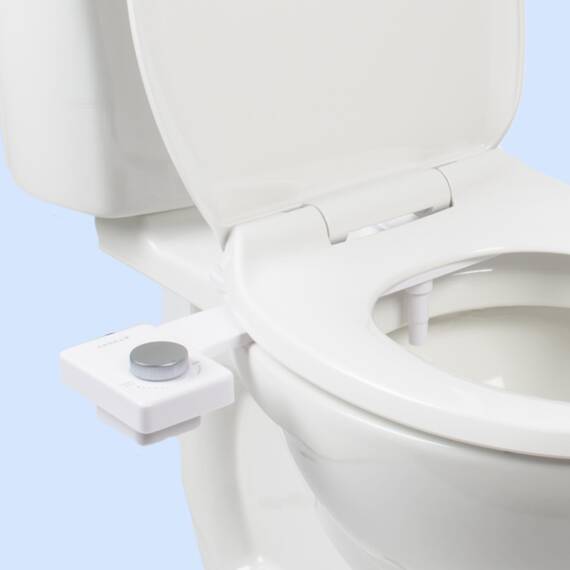 TUSHY Fresh Bidet: Ultra Slim WC-Sitzaufsatz (nicht elektrisch, selbstreinigend, hygienische Düse), einfache DIY-Installation < 10 Min | Einstellbare Wasserdruckkontrolle, silberner Knopf
