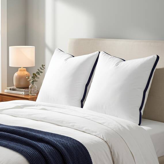 Utopia Bedding Kopfkissen (2er Set), 80 x 80 cm, Gebürsteter Stoff Bezug, Hohlfaser Füllung, Premium Qualität Weich und Atmungsaktiv, Marineblau
