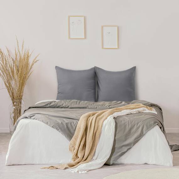 Utopia Bedding – 2er-Set Kissenbezüge – 65 x 65 cm – Oeko-TEX – Gebürstete Mikrofaser, 100% Polyester, mit Umschlagverschluss (Kissenfüllung Nicht enthalten), nur Kissenbezug – Grau