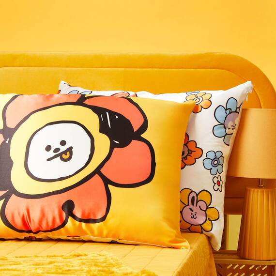 Kitsch Kissenbezug aus Satin mit BT21-Motiv, mit Reißverschluss, für Haar und Haut, weicher als Seide, kühlend, maschinenwaschbar, knitterfrei, glatt, Kingsize, 48 x 91 cm, Chimmy