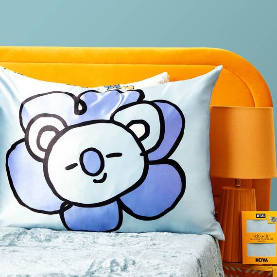 Kitsch Kissenbezug aus Satin mit BT21-Motiv, mit Reißverschluss, für Haar und Haut, weicher als Seide, kühlend, maschinenwaschbar, knitterfrei, glatt, Kingsize, 48 x 91 cm, Koya